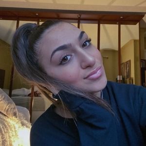 Meet your Posher, Alessia